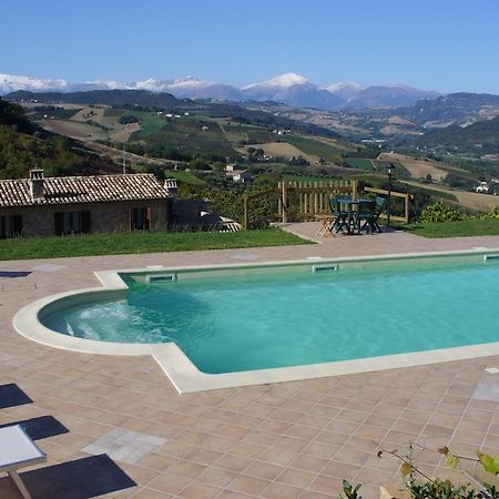 Agriturismo Il Sentiero Villa Montalto delle Marche Buitenkant foto