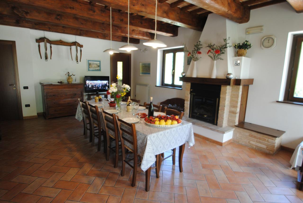 Agriturismo Il Sentiero Villa Montalto delle Marche Buitenkant foto