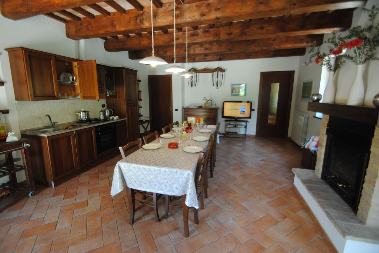 Agriturismo Il Sentiero Villa Montalto delle Marche Buitenkant foto